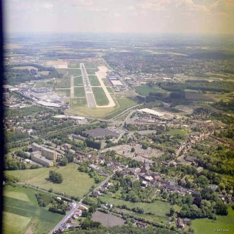 Charleroi. Aéroport de Gosselies. Vues aériennes.