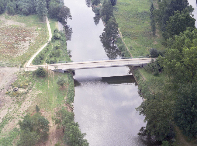 Angleur. Pont-barrage et barrage mobile de Colonster.