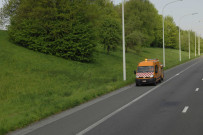 Awans. Chantier mobile sur l'autoroute.