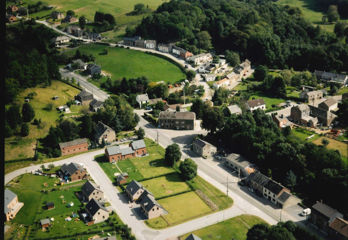 Marche-en-Famenne. Hargimont. RN 86/896. Carrefour.