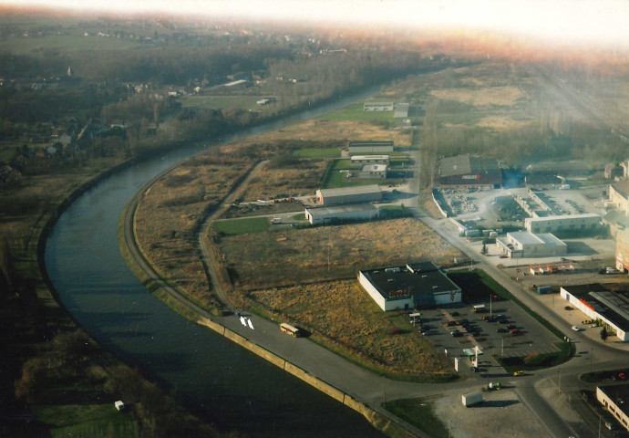 Sambreville. Tamines. Zone portuaire