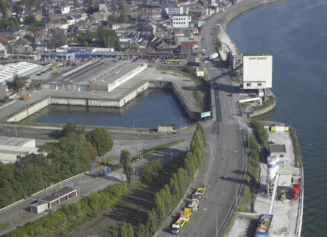 Flémalle. Port autonome de Liège. Vues aériennes.