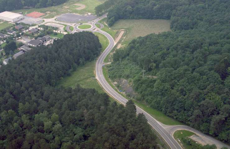 Rochefort. Jemelle. Carrefour giratoire des RN 86 et 836.