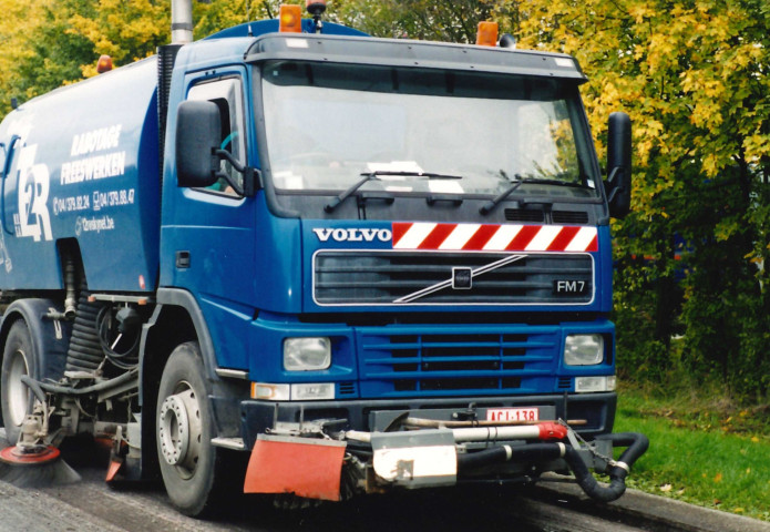 Grâce-Hollogne. Horion-Hozémont. E42. Inauguration des travaux de mise à trois bandes par M. le ministre Daerden.