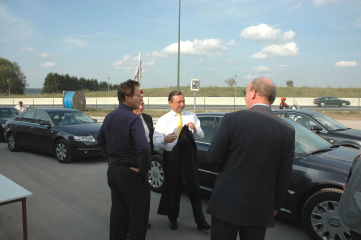 Habay. Nantimont. Aire de repos sur l'autoroute. Réhabilitation de la E411 et E25. Inauguration par M. le ministre Daerden.