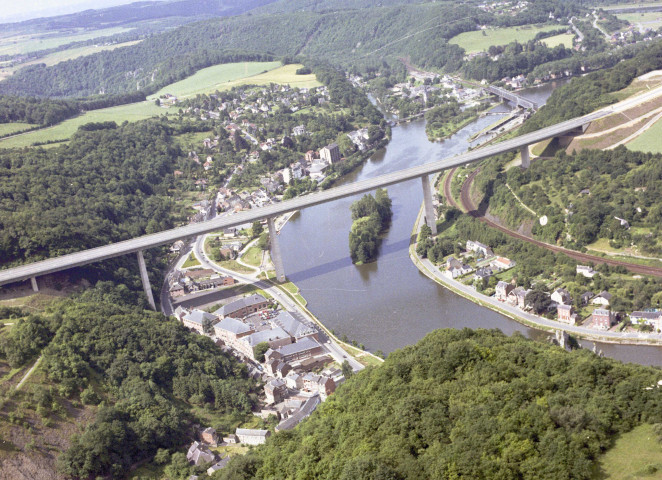 Dinant. Viaduc Charlemagne.