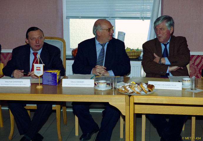 Nandrin. Aménagements divers sur la RN63. Conférence de presse de M. le ministre Daerden.