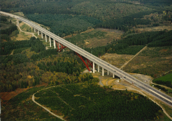 Stavelot. Viaduc de l'Eau Rouge.