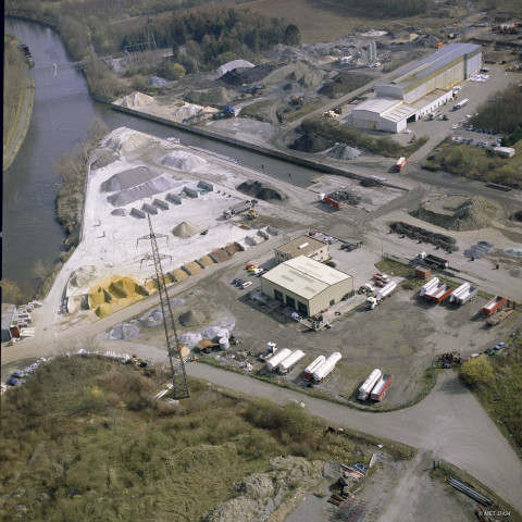 Aiseau-Presles. Pont-de-Loup. Basse Sambre. Vues aériennes.