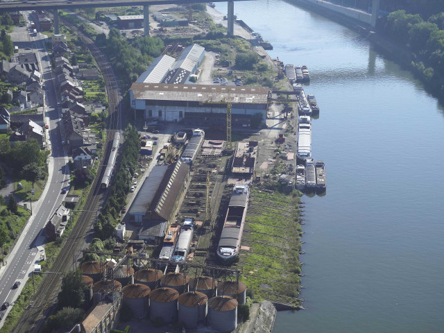 Namur. Beez. Port autonome de Namur.