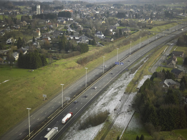 Grâce-Hollogne. Aéroport de Bierset. Décollage d'un avion gros porteur.