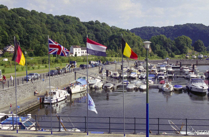 Huy. Statte. Office de Promotion des Voies Navigables (OPVN).