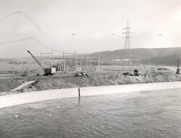 Construction de la centrale hydro-électrique