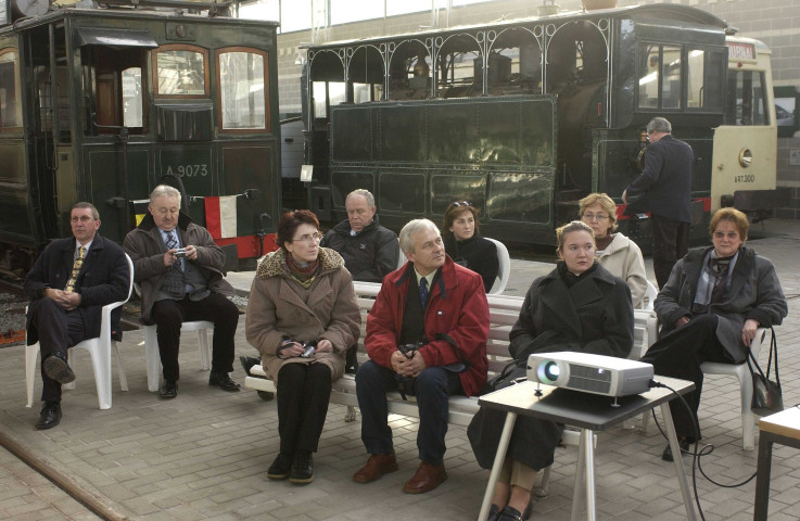 Thuin. Visite d'une délégation polonaise. Visite du musée du tram.