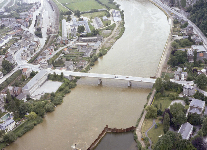 Namêche. La Meuse.