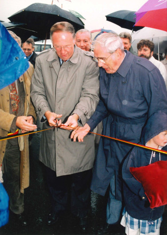 Walhain. Tourinnnes-Saint-Lambert. Inauguration de la sortie n°10 de l'E411 avec la RN243a.