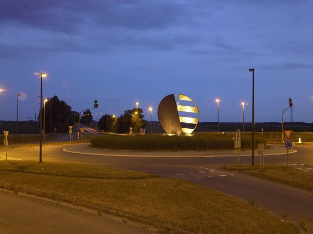 Mont-Saint-Guibert. Giratoire. RN 4/25 "Le Disque".