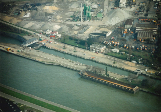 Liège. Ile Monsin. Vues aériennes.