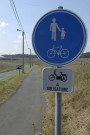Aiseau-Presles. Chemin rural.