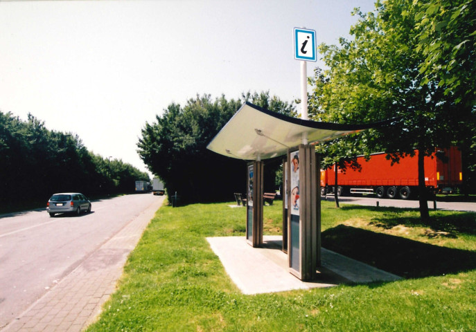 Ciney. Sovet. Aire de repos de l'E411.