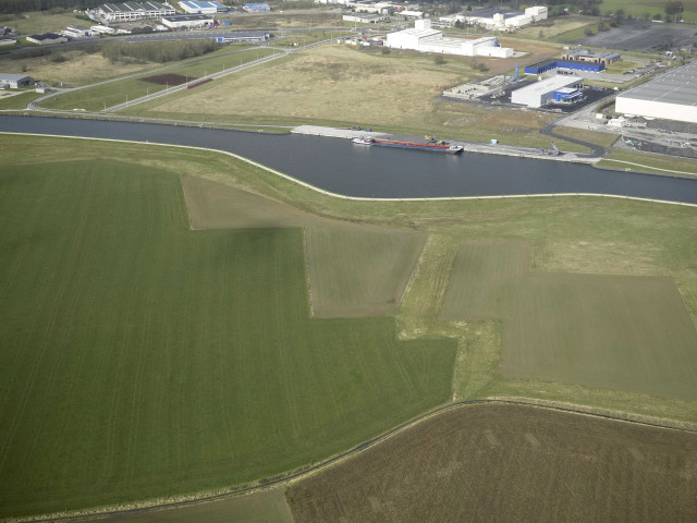 Le Roeulx. Thieu. Canal du Centre. Vues aériennes.