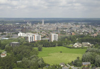 Mons. Panorama de la ville.