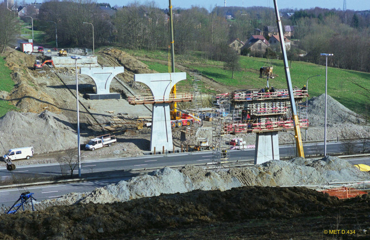Herve. Battice. E40. Futur pont-route n°49 de Chaineux (BK 110.8).