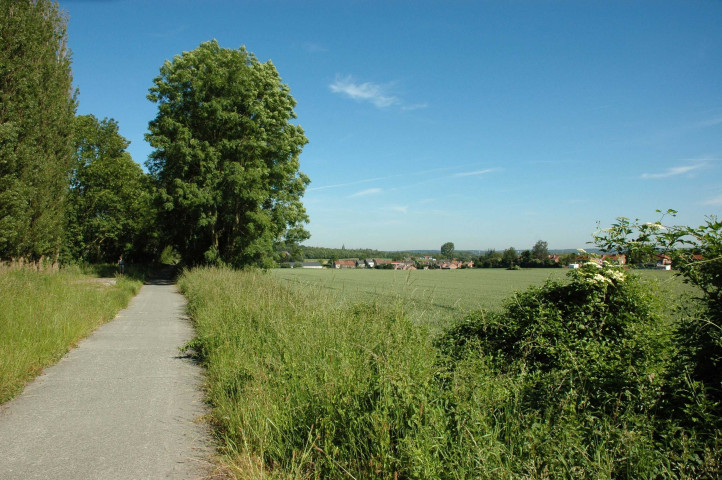 Frameries et Cuesmes. Ancienne ligne SNCB 98. RAVeL.
