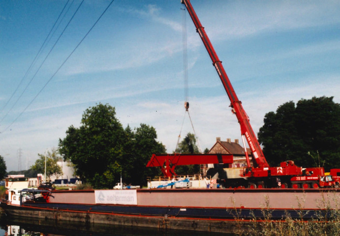 Saint-Ghislain. Tertre. Canal Nimy-Blaton. Chaussée de Chièvres. Construction du Pont-route.