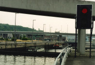 Namur. Pont-route et barrage-écluse des Grands Malades.