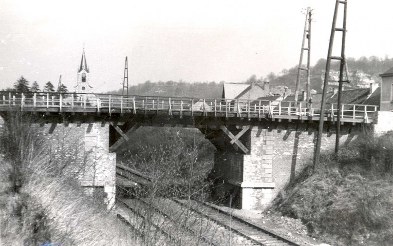 Pont provisoire