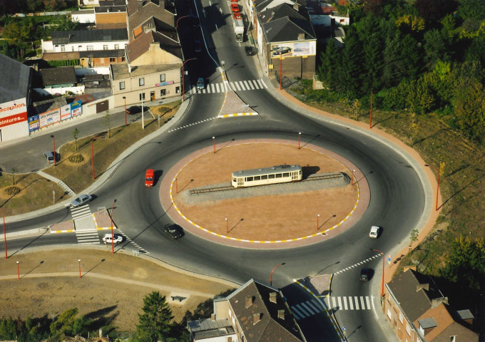 Châtelet. Châtelineau. Giratoire "du Cora". Chaussée de Gilly.