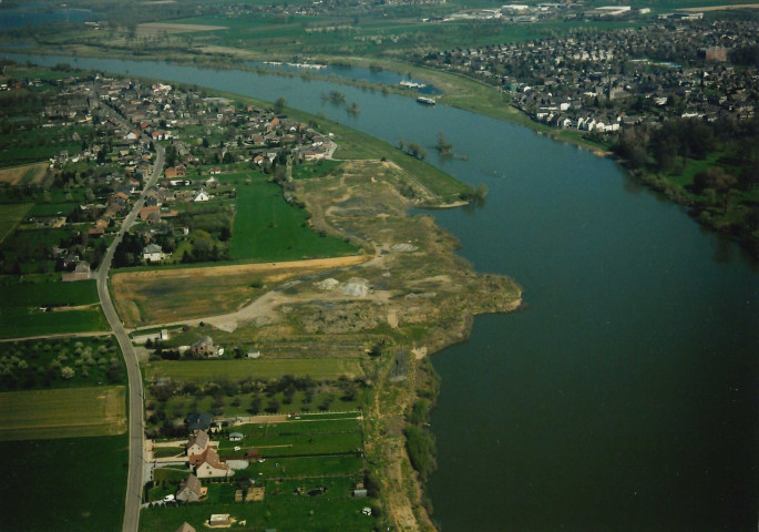 Visé. Lixhe. Ancienne gravière de "Nivelle".