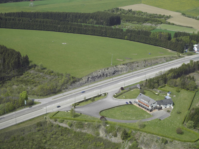 Martelange. N4. Vues aériennes.