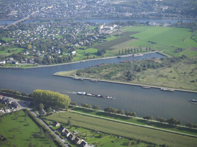 Oupeye. Haccourt. Canal Albert. Darse.