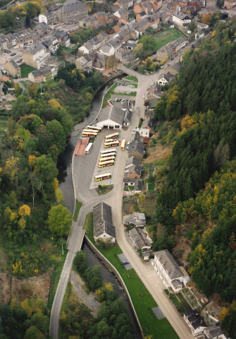 Houffalize. Gare et dépôt des bus.