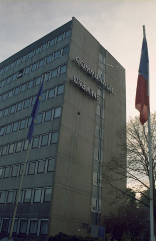 Lille. Séminaire de sensibilisation à la sécurité routière. Visite des réalisations françaises sous la conduite de la Communauté urbaine de Lille.