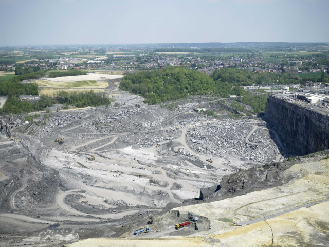Lessines. Carrière.