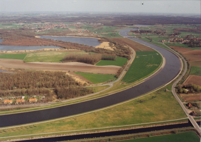 Bernissart. Réserve naturelle d'Harchies et de la rivière Haine.