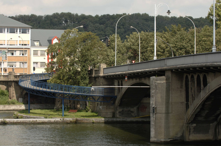 Liège. Droixhe. Passerelle du RAVeL Esneux-Huy.