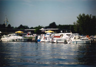 Antoing. Péronnes. Port de plaisance. Installations.