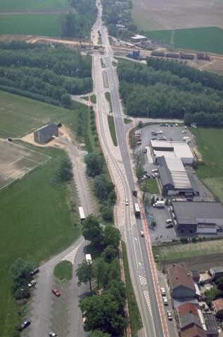 Enghien. Aménagement de chicanes dans la traversée de la localité.