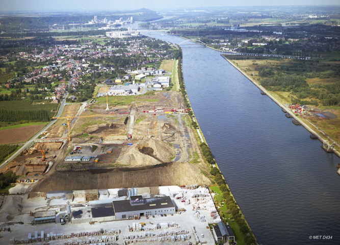 Oupeye. Hermalle-sous-Argenteau. Vues aériennes.