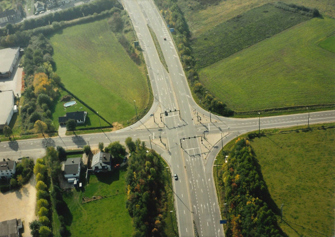 Arlon. Carrefour des RN 40 et RN 02.