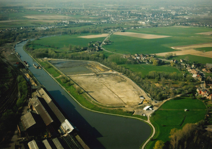 Tubize. Vraimont. Centre de regroupements de produits de dragage (CRPD).