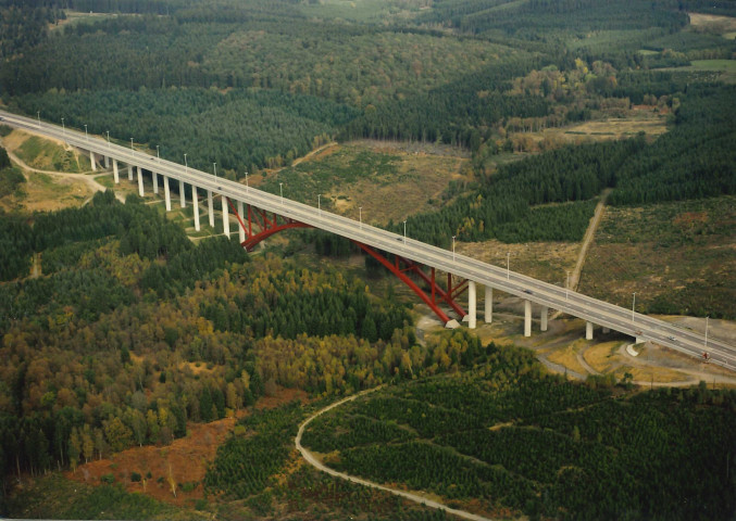 Stavelot. Viaduc de l'Eau Rouge.