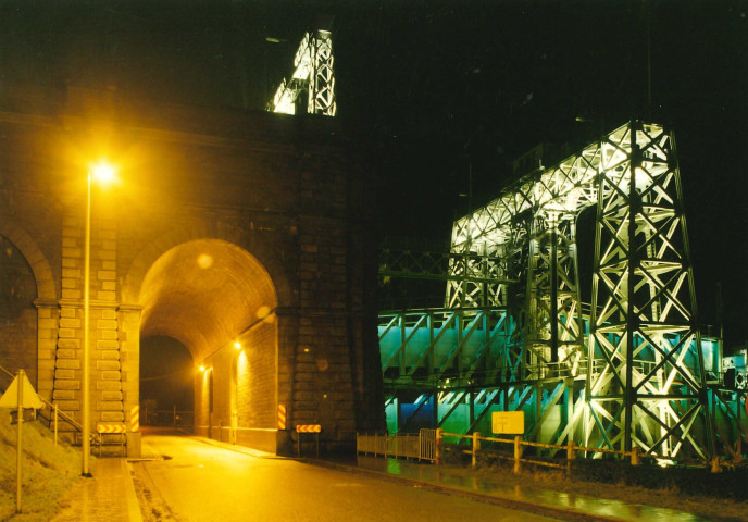 Le Roeulx. Illuminations de l'ascenseur de Strépy-Thieu.