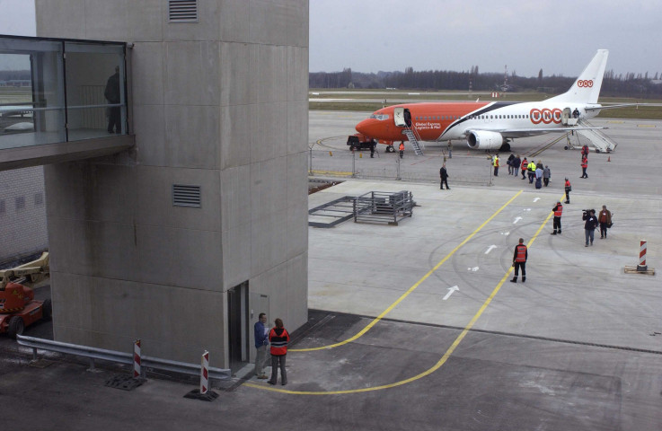 Grâce-Hollogne. Aéroport de Bierset. Nouvelle aérogare.
