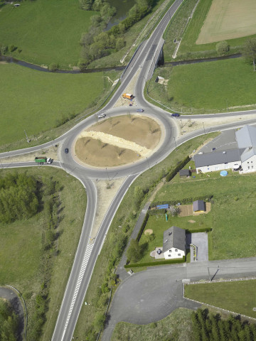 Etalle. Vues aériennes.