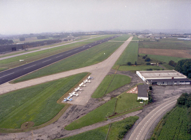 Gosselies. Aéroport.